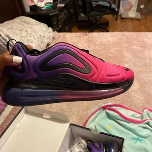 Nike Air Max 720 Hyper Grape Purple Pink & Black Sneakers